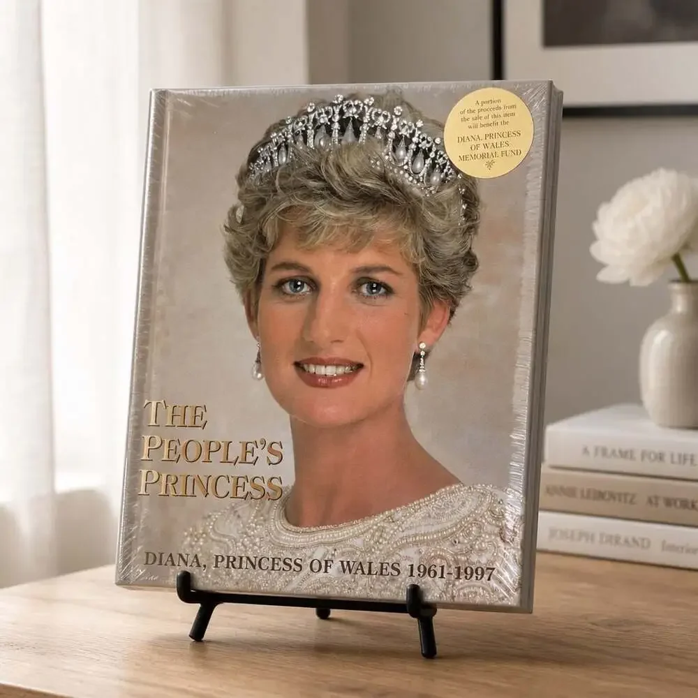 The People's Princess: Diana, Princess of Wales 1961-1997 by Peter Donnelly